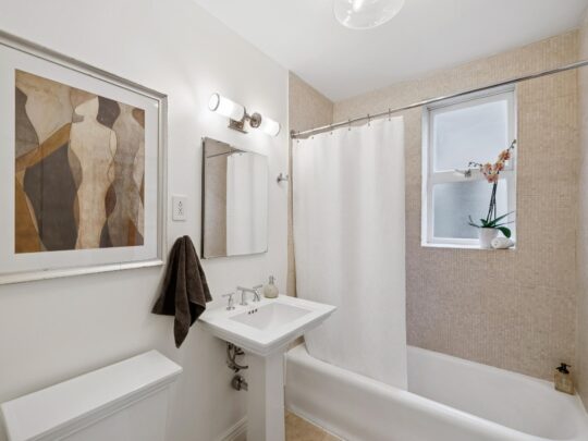 1990 Green St #207, San Francisco