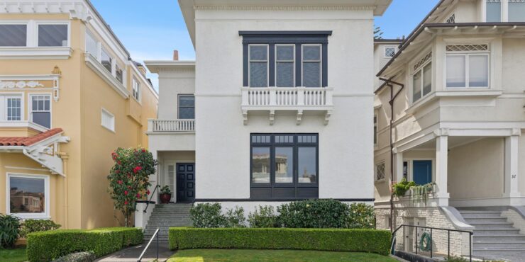 New Listing! 29 W Clay Street • Elegant West Clay Park Home